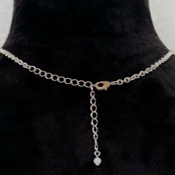 Silver Tone Cascading Baguettes Collar Geometric Necklace, Avon, NWOB - Picture 6 of 15